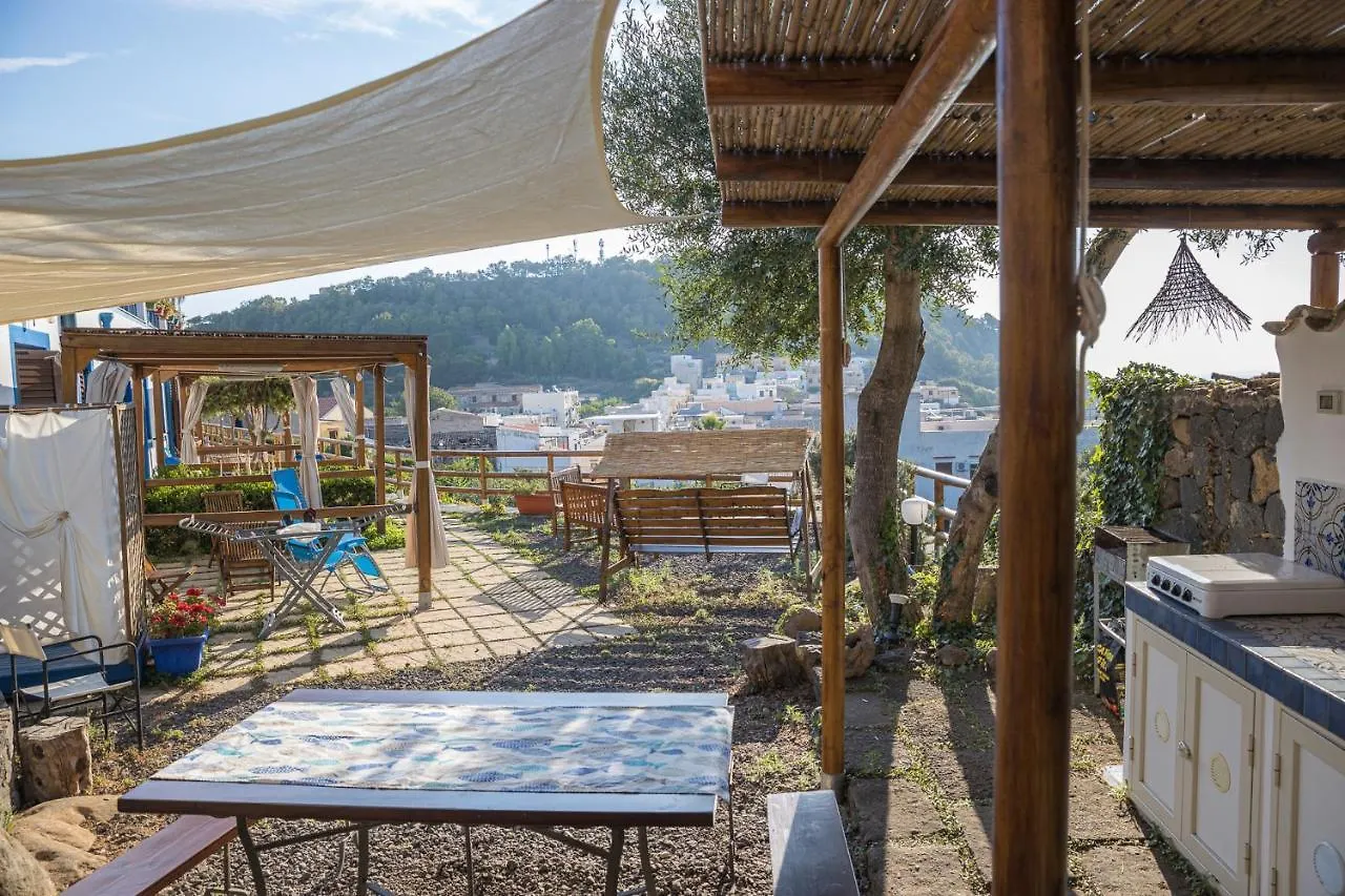 Apartment Clelia Case Vista Mare Isola di Ustica Italy